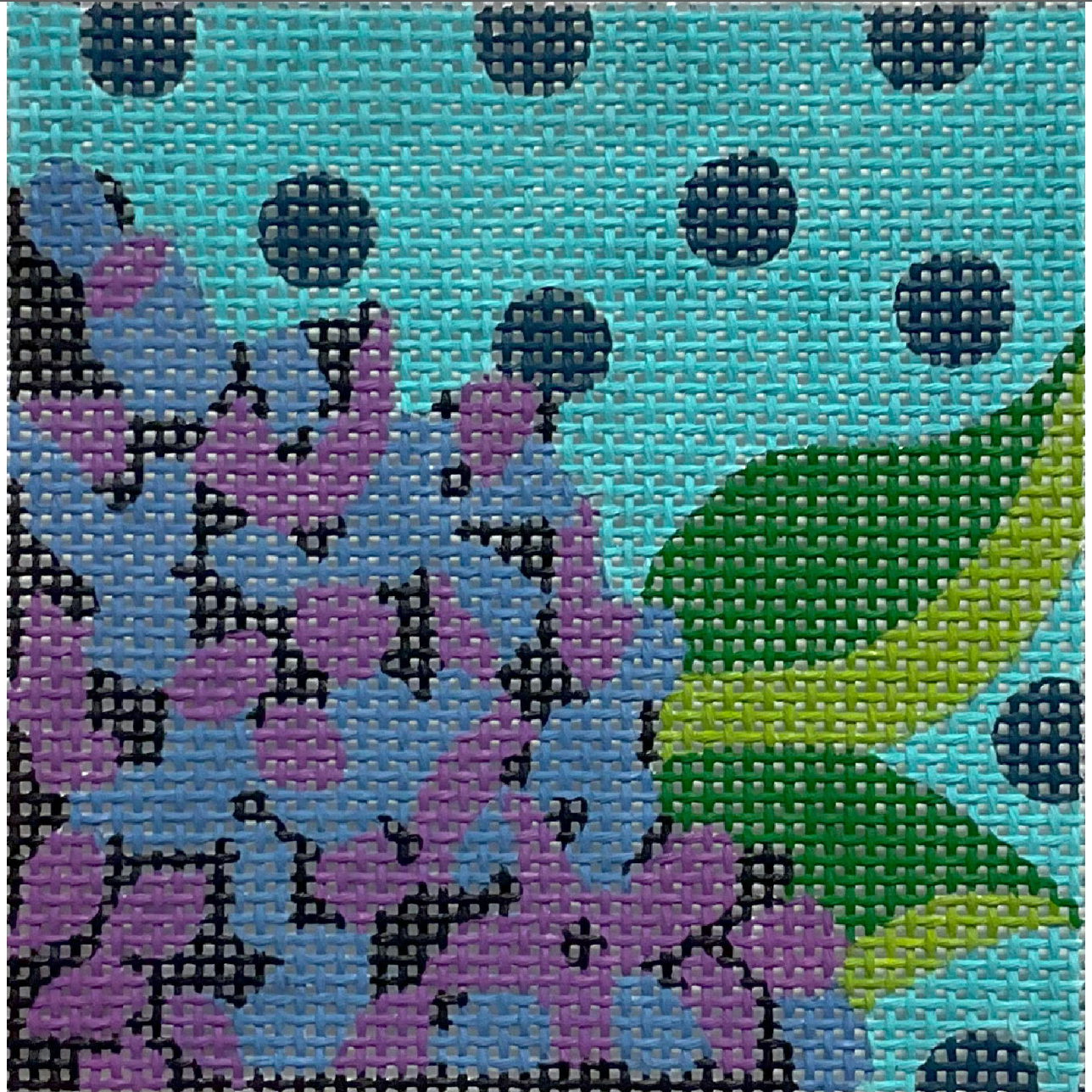 4806 Hydrangea on Dots