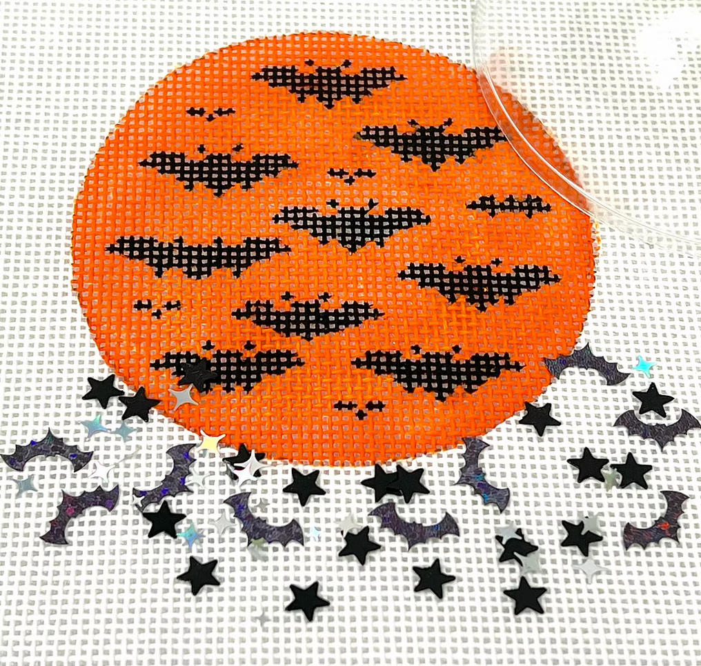 OMD-24 Halloween Bats Snow Globe