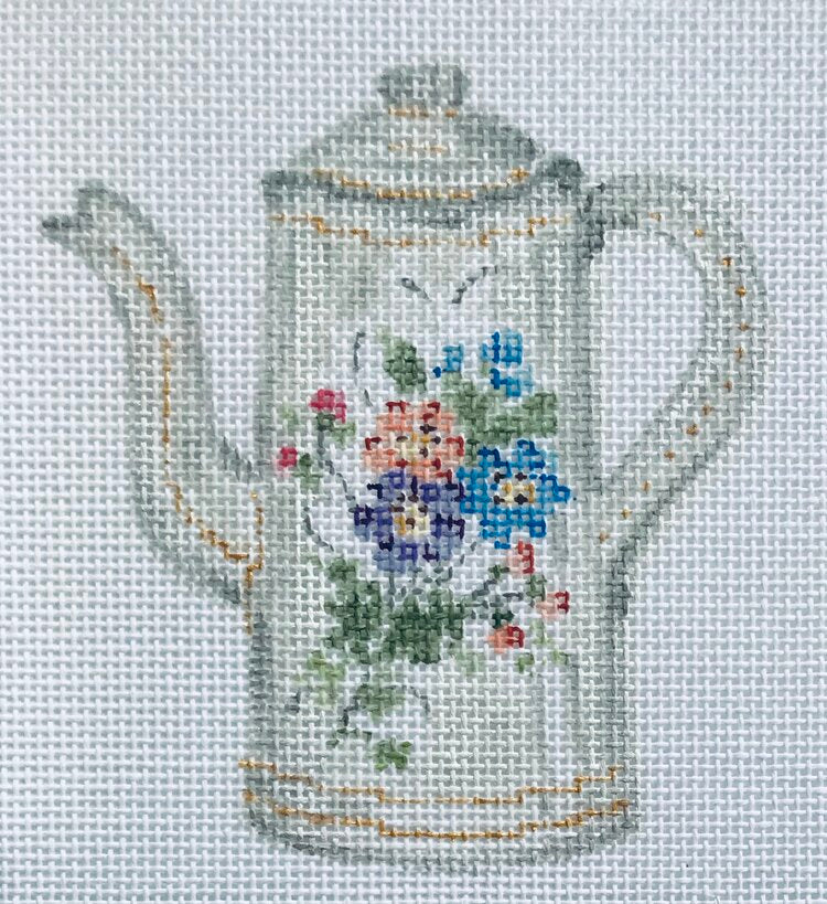 TSG33-D White and Gold Kettle