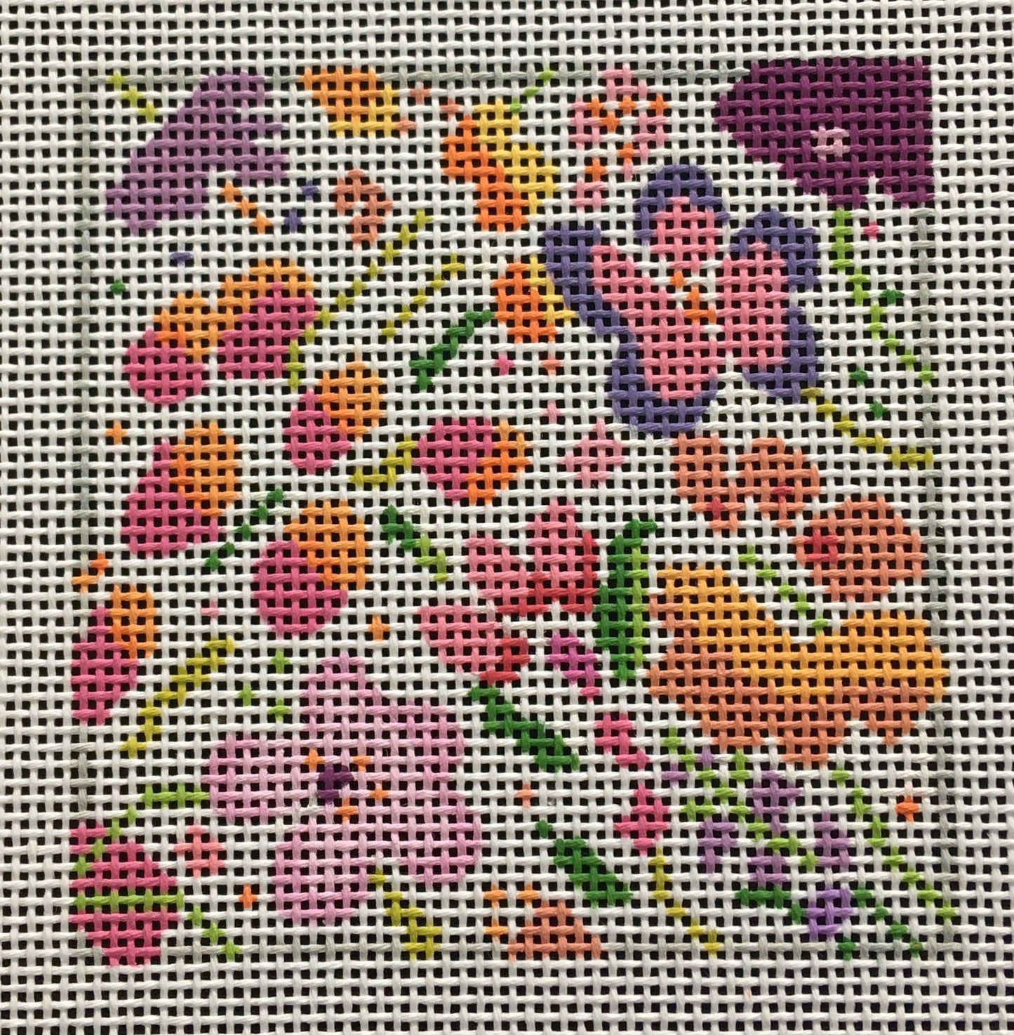 23-298 Peppy Floral Square