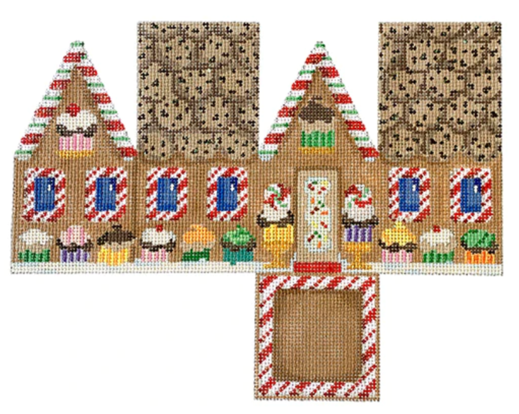 HH125 Cupcake Gingerbread Cottage