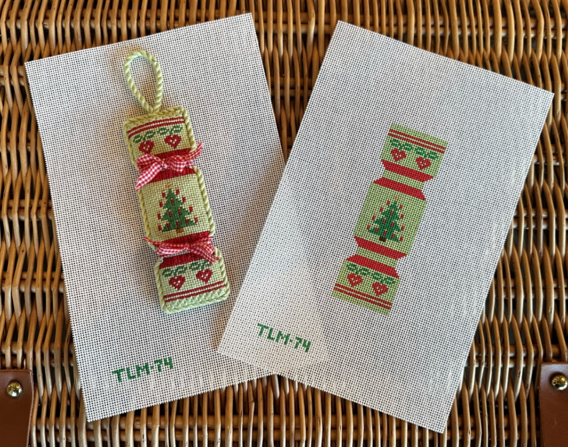 TLM-74 Candlelit Tree Christmas Cracker