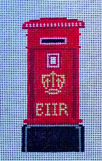 LON16 Elizabeth II Post Box