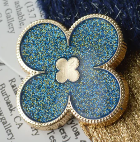 Lapis Lazuli Clover Needle Minder