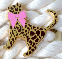 Leopard Kitty Needle Minder