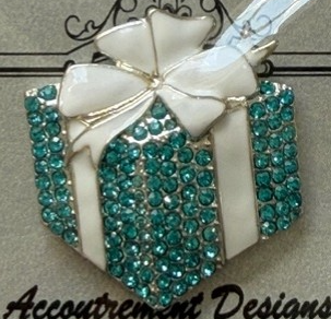 Bedazzled Tiffany Box Needle Minder